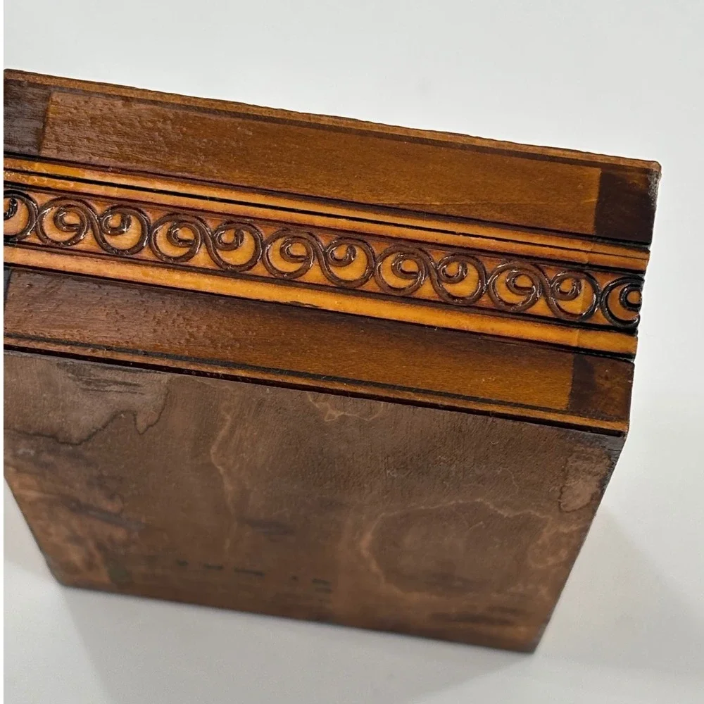 Vintage Wooden Trinket Box Carved Floral‎ Design Hinged Lid Jewelry Keepsake